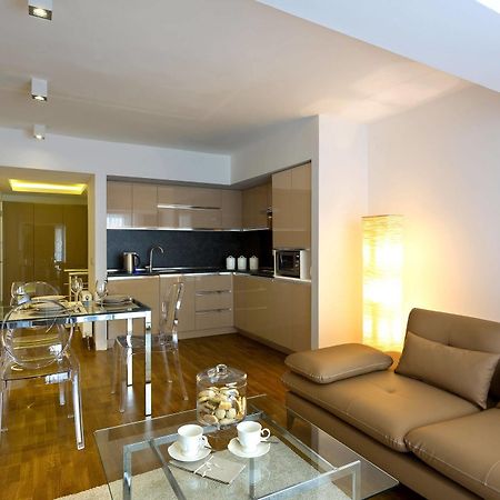 The Place Suites By Cey Истанбул Екстериор снимка