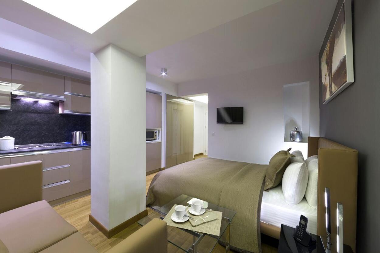 The Place Suites By Cey Истанбул Екстериор снимка