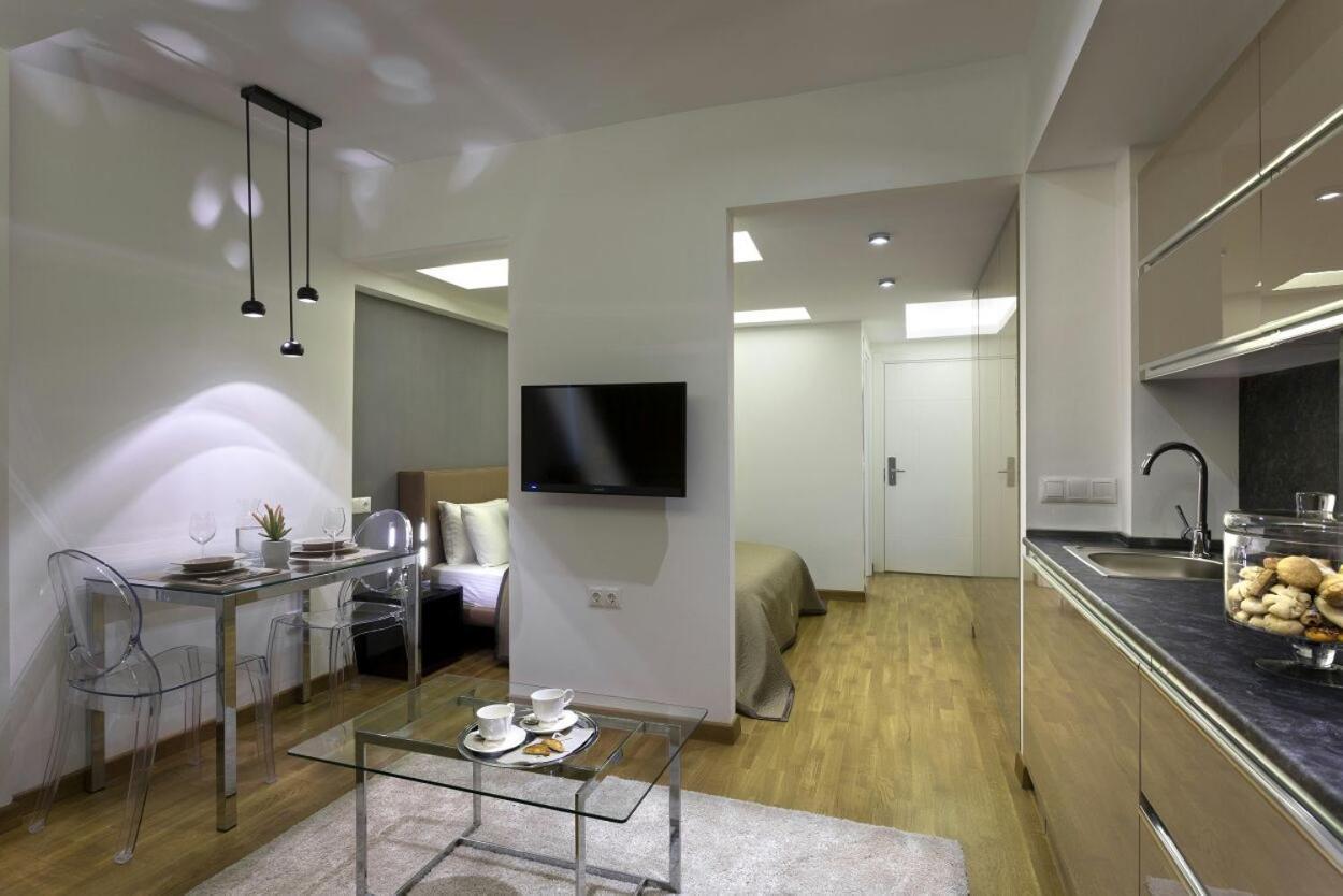 The Place Suites By Cey Истанбул Екстериор снимка