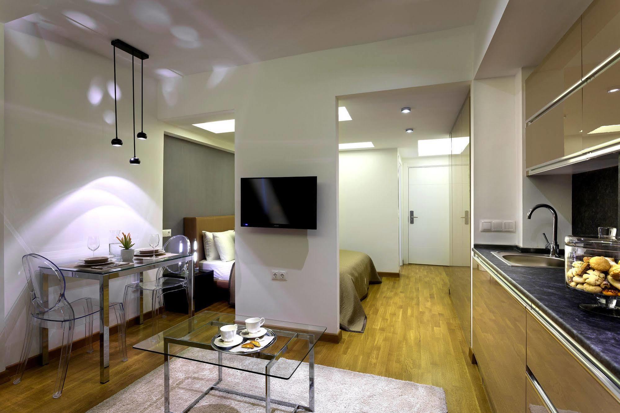 The Place Suites By Cey Истанбул Екстериор снимка